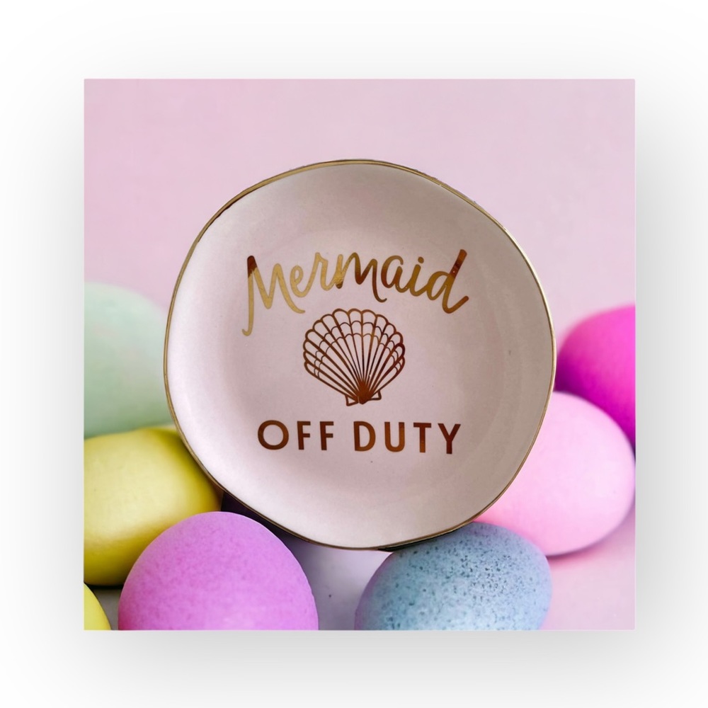 new Slant Mermaid Off Duty ☻ Round Porcelain Trinket Tray Candy Dish ☻ Pink Gold - Picture 7 of 10